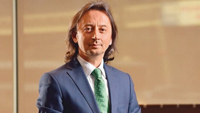 İbrahim Karagül sonunda kapıya konuldu. Kraldan fazla kralcılık yaptı yaranamadı