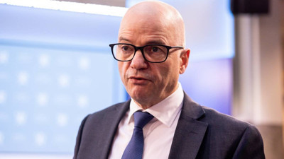 Norveç Savunma Bakanı istifa etti