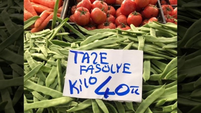Pazar tezgahına ateş düştü, vatandaş fiyatlara bakıp bakıp gidiyor. Tarım ülkesi Türkiye'de bakın taze fasulyenin fiyatına bakın