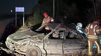 Arnavutköy'de feci kaza! Otomobili bırakıp kaçtı...