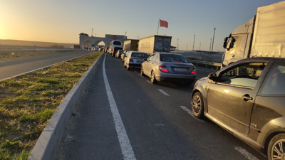 İpsala sınır kapısında 3 kilometre alışveriş kuyruğu