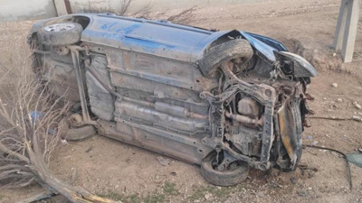 Konya'da kontrolden çıkan otomobil takla attı: 6 yaralı