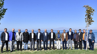 AKP'lilerden yedik, içtik, gezdik, tozduk parayı da belediyeye ödettik pozu!