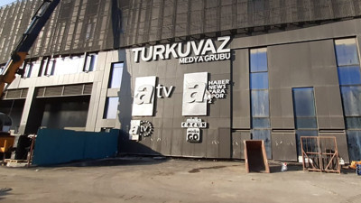 Sabah Gazetesi'nde çalışanlara rekor bayram ikramiyesi. Oluk oluk reklam alan Hükümet medyası kesinin ağzını açtı