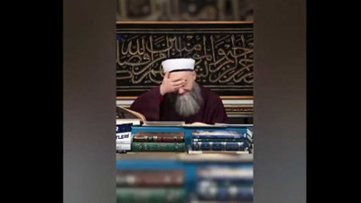 Cübbeli Ahmet bu defa Siri’ye çattı 'Cemaat duyacak ulan sus'