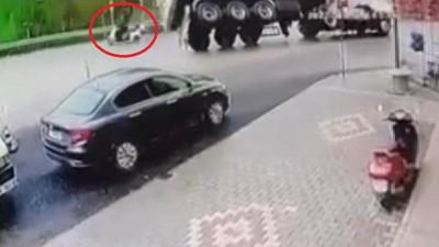 Motosiklet sürücüsü ölümü solladı