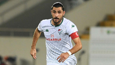 Futbolu bırakan Özer Hurmacı Milli Takım'a çağrıldı