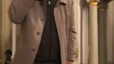 AKP'lilerin hocası ekonomik krizden halkı sorumlu tuttu. Cami kürsüsünden oh olsun diye bağırdı