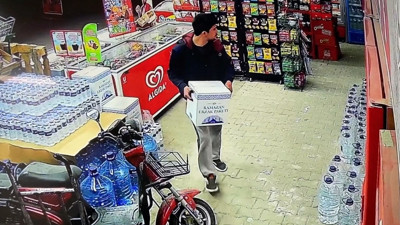 Ramazan kolisini çalan hırsız güvenlik kamerasına yakalandı
