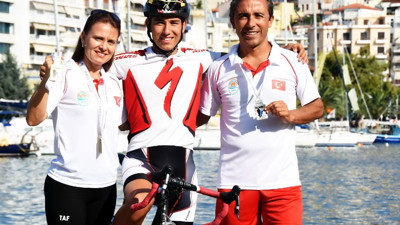 Milli triatlon sporcusu Ata Yahşi, kazada hayatını kaybetti