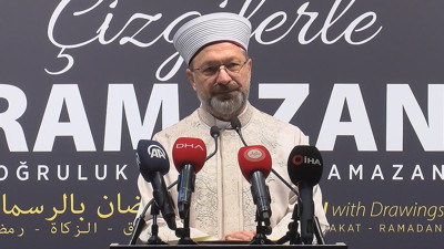 Diyanet İşleri Başkanı Ali Erbaş, 2022 yılı hac kontenjanını açıkladı