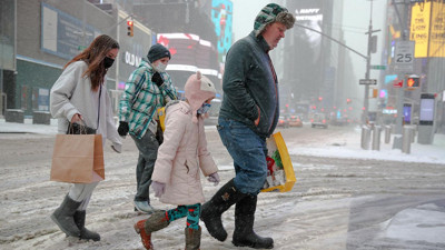 ABD'de korona nedeniyle can kaybı 988 bin 663'e yükseldi