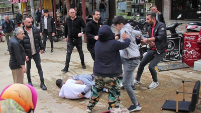 Şehir eşkıyaları terör estirdi. Çocuğu ve esnafa meydan dayağı