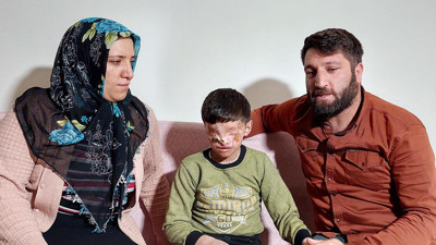 Gözleri kapanan Salih'ten yürek yakan sözler: Ailemi merak ediyorum