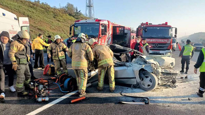 Çekmeköy’de feci kaza! Kamyona arkadan çarptı: 1 ölü, 1 yaralı