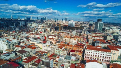 Vatandaş kira ödemekte ve ay sonunu getirmekte zorlanırken yabancıya konut satana devletten büyük kıyak