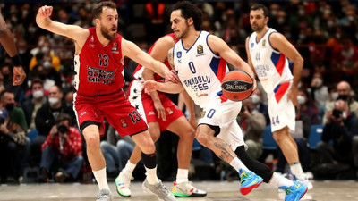 Anadolu Efes, İtalya'da kayıp