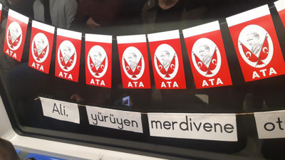 İBB, metroları 23 Nisan için gelin gibi süsledi. Çocukluğumuza geri götüren süslemelerle donatıldı