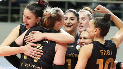 Vakıfbank THY'yi geçti, avantajı kaptı