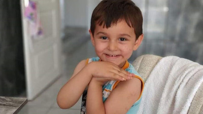 Küçük Melih kamyonun altında kaldı