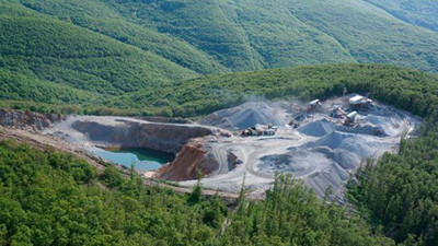 Ülkenin yarısı onlara ruhsatlandırıldı