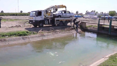 Adana'da sulama kanalına düşen otomobildeki 2 kız kardeş yaşamını yitirdi