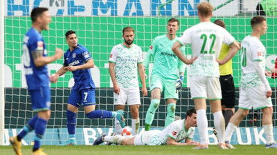 Bundesliga'da küme düşen ilk takım belli oldu
