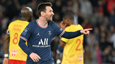 Fransa'da şampiyon PSG oldu! Messi Fransa'da ilk kupasını aldı