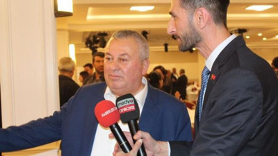 Cemal Enginyurt'la AKP'li vekil iftar sofrasında birbirine girdi. Haşim Kılıç araya girdi