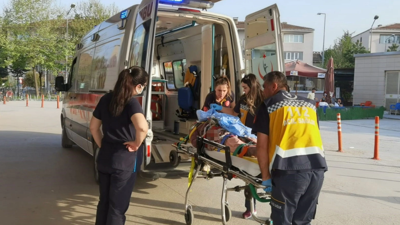 Çamaşır asarken asansör boşluğuna düştü. Talihsiz kadın ölümden döndü