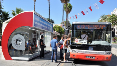 Antalya'da 7 bin 500 TL maaşla 8 saat çalışacak şoförler aranıyor