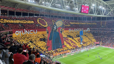 Galatasaray taraftar grubu Ultraslan başkan Burak Elmas'ı hedef aldı