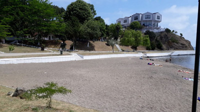 Karadeniz’in kıyısında adrese teslim rant. İYİ Parti İl Başkanı ortaya çıkardı