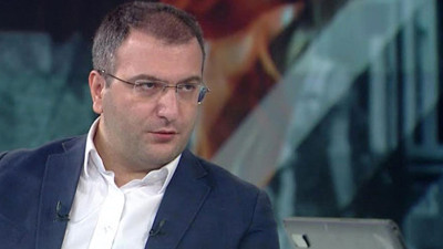 Cem Küçük CHP'nin 14. katından aldığı adaylık bilgisini açıkladı