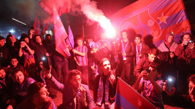 Nöbetçi futbol yazarı Tansu Sarı yazdı. Trabzonspor Abdullah Avcı'ya rağmen nasıl şampiyon oldu