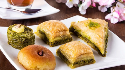 Uzmanından Bayram öğünleri için baklava ve börek çıkışı