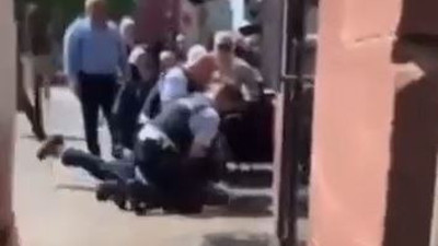 Alman polisi Türk'ü döve döve öldürdü