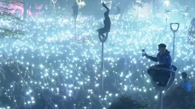 Trabzonspor taraftarı dünya basınında! Tomorrowland değil burası Trabzon