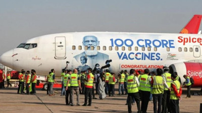 Uçak türbülansa girdi: 17 kişi yaralandı