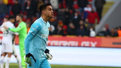 İrfan Can Eğribayat Süper Lig'de kalıyor! Dev kanca