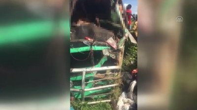 Otobüs devrildi! 20 kişi hayatını kaybetti