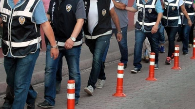 Adana'da dolandırıcılık operasyonu: 5 kişi yakalandı