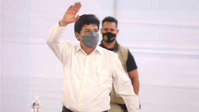 Peru Devlet Başkanı da hırsız çıktı. Bir ülkede daha olmuştu