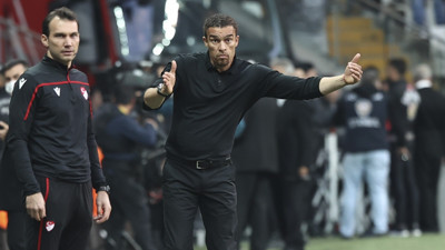 Beşiktaşlı taraftarlardan Valerien İsmael'e tepki!