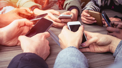 Bilim insanları açıkladı: Kontrolsüz teknoloji bağımlılık yapıyor