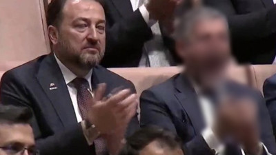 Erdoğan konuşurken Nebati'nin hareketi şok etti