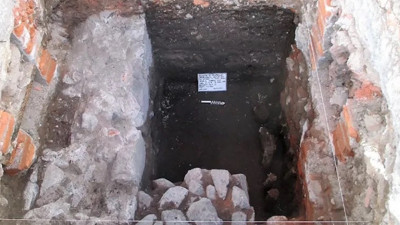 800 yıllık Aztek konutu bulundu