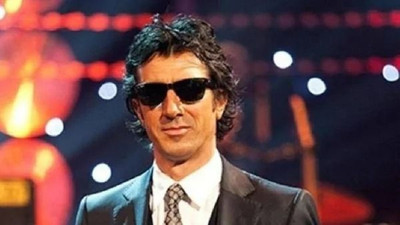 Ayna’nın solisti Erhan Güleryüz yıllar sonra gözlüksüz görüntülendi! İşte son hali