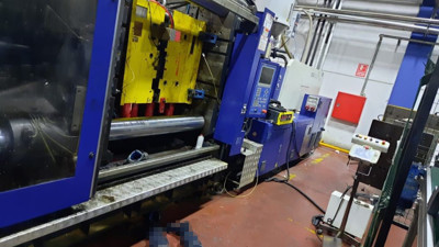 Başını makineye kaptıran işçi hayatını kaybetti