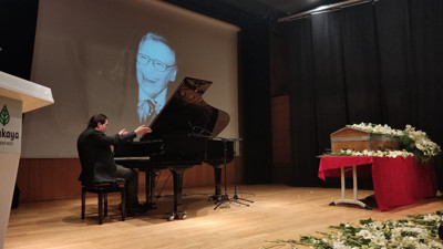 Fazıl Say babası için yazdığı eseri ilk kez çaldı